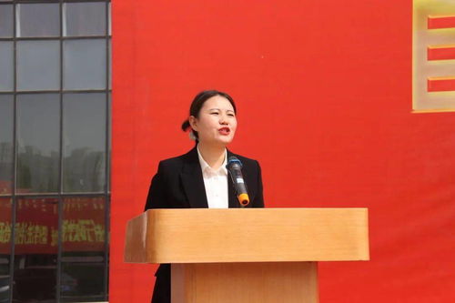 首府律師規范執業承諾簽名活動暨新執業律師授袍儀式舉行